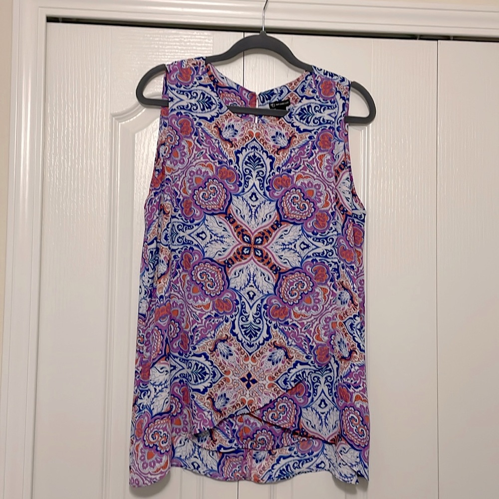 Ladies New Directions Sleeveless Tunic Top, Size Large